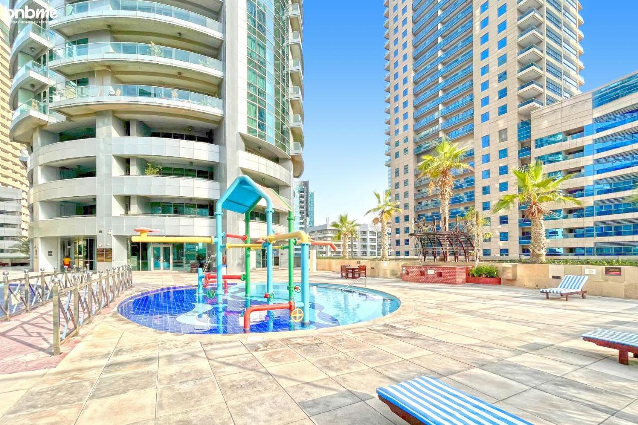 Bnbmehomes - Sit Back & Enjoy Seeing The Luxury Yachts Drive By - B67 Dubai Exteriör bild