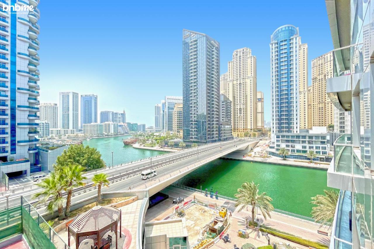 Bnbmehomes - Sit Back & Enjoy Seeing The Luxury Yachts Drive By - B67 Dubai Exteriör bild
